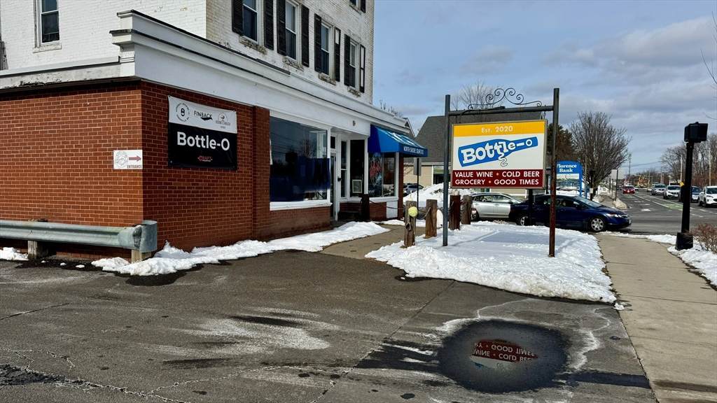 166 King St - Photo 1