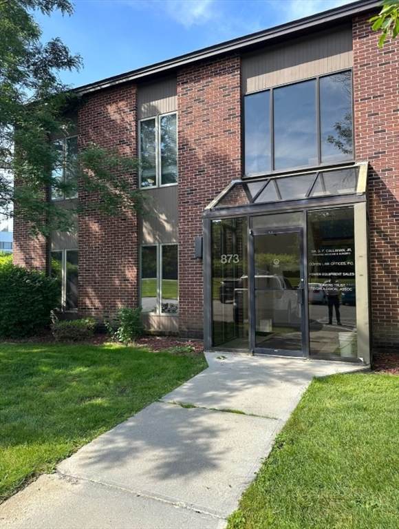 873 Turnpike Street - Photo 1