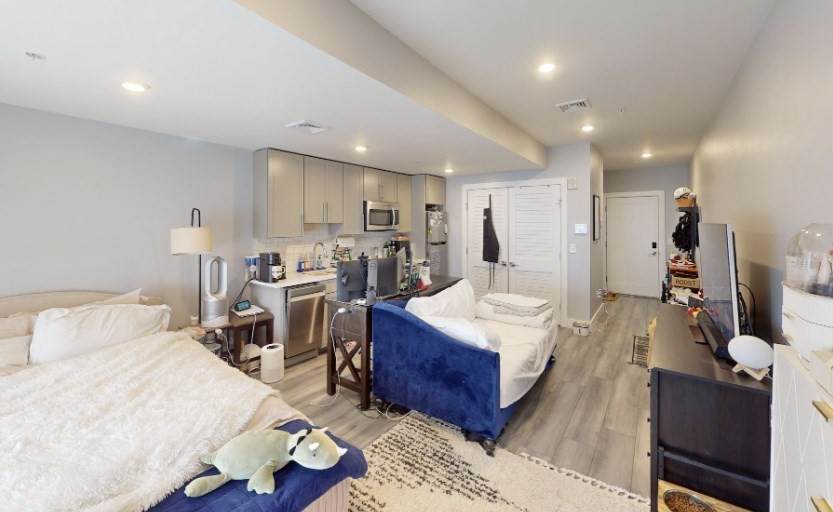 55 West 5th - Photo 1