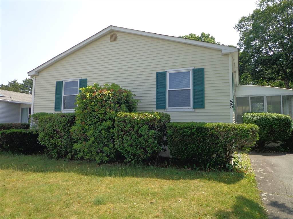 55 Pinehurst Drive - Photo 1