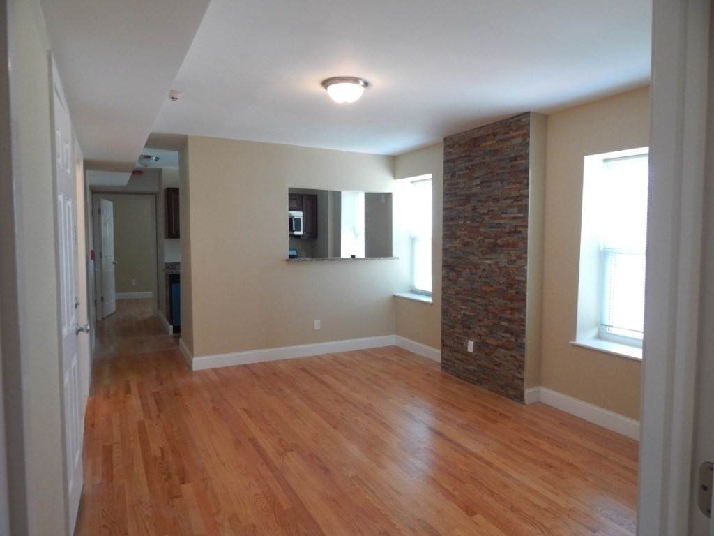 28 Chelsea St - Photo 1