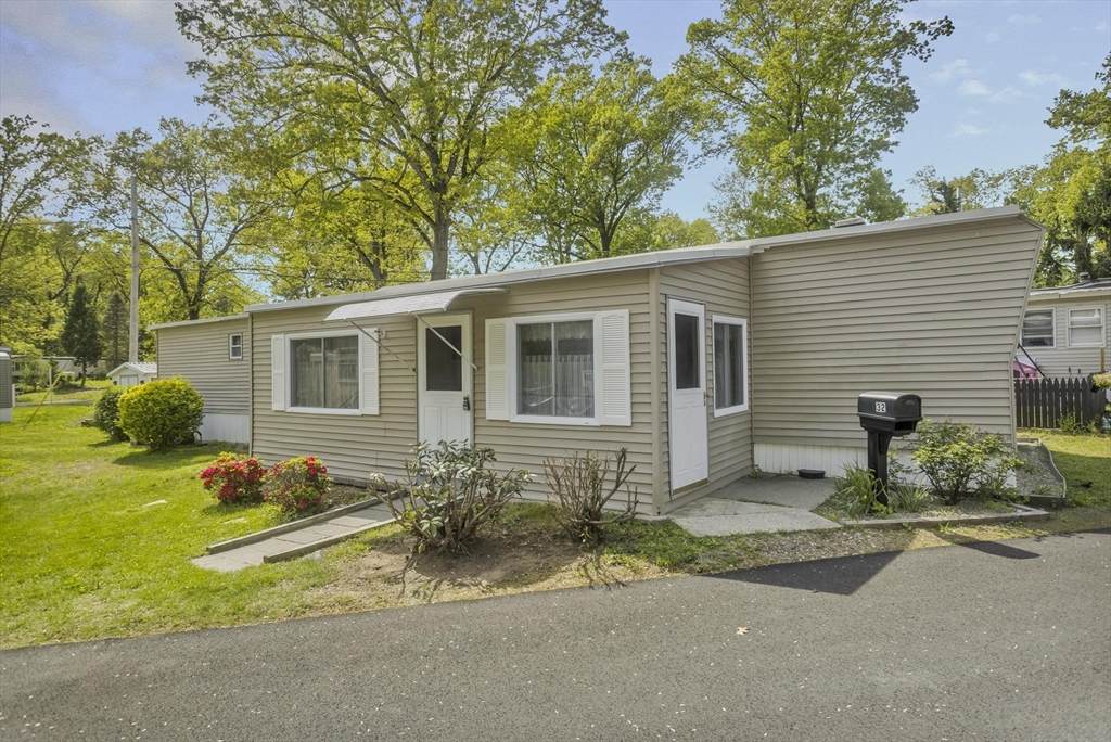 32 Puffin Drive - Photo 1