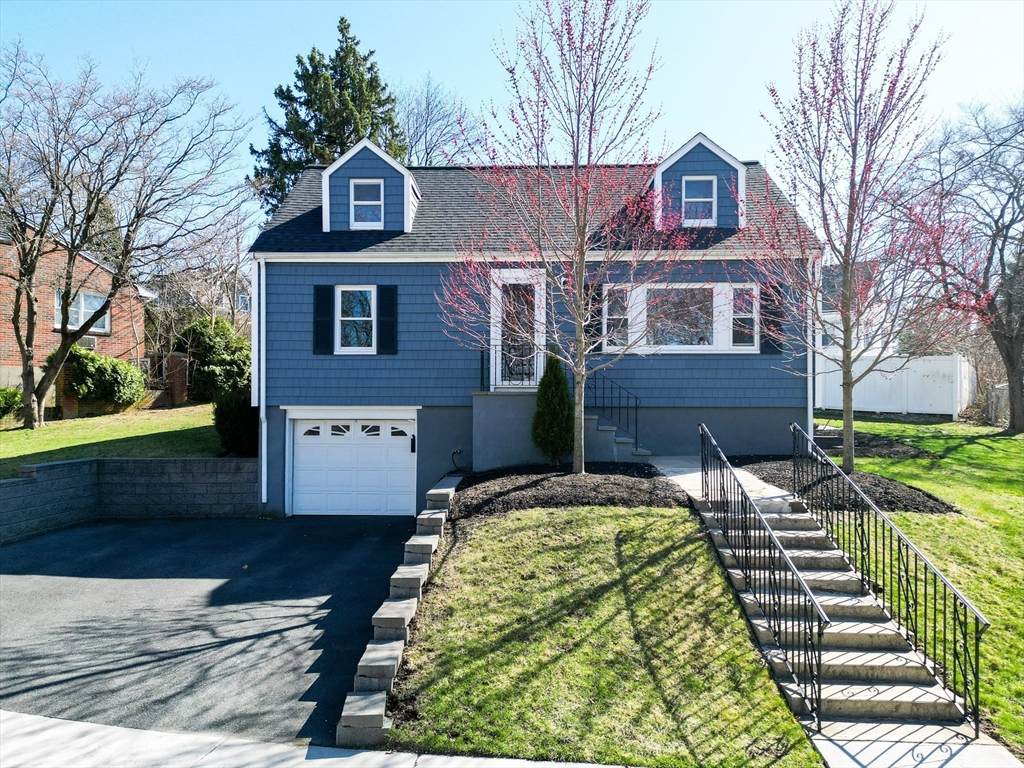 60 Everett Ave - Photo 1