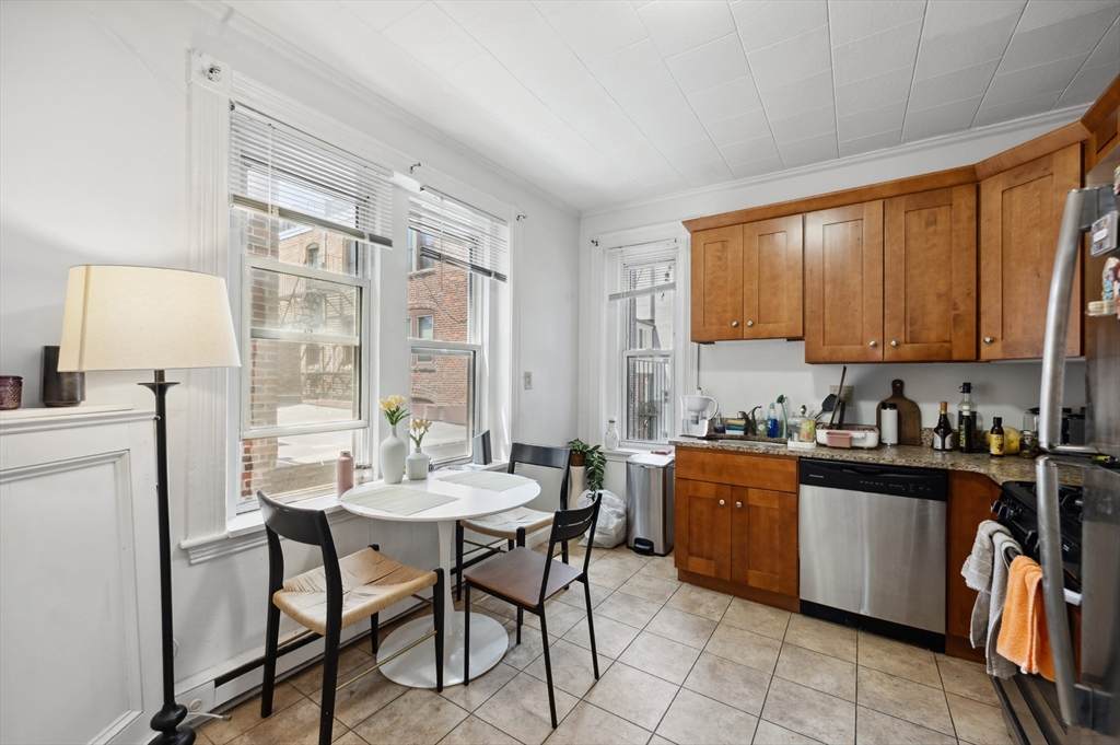 12 Foster - Photo 1