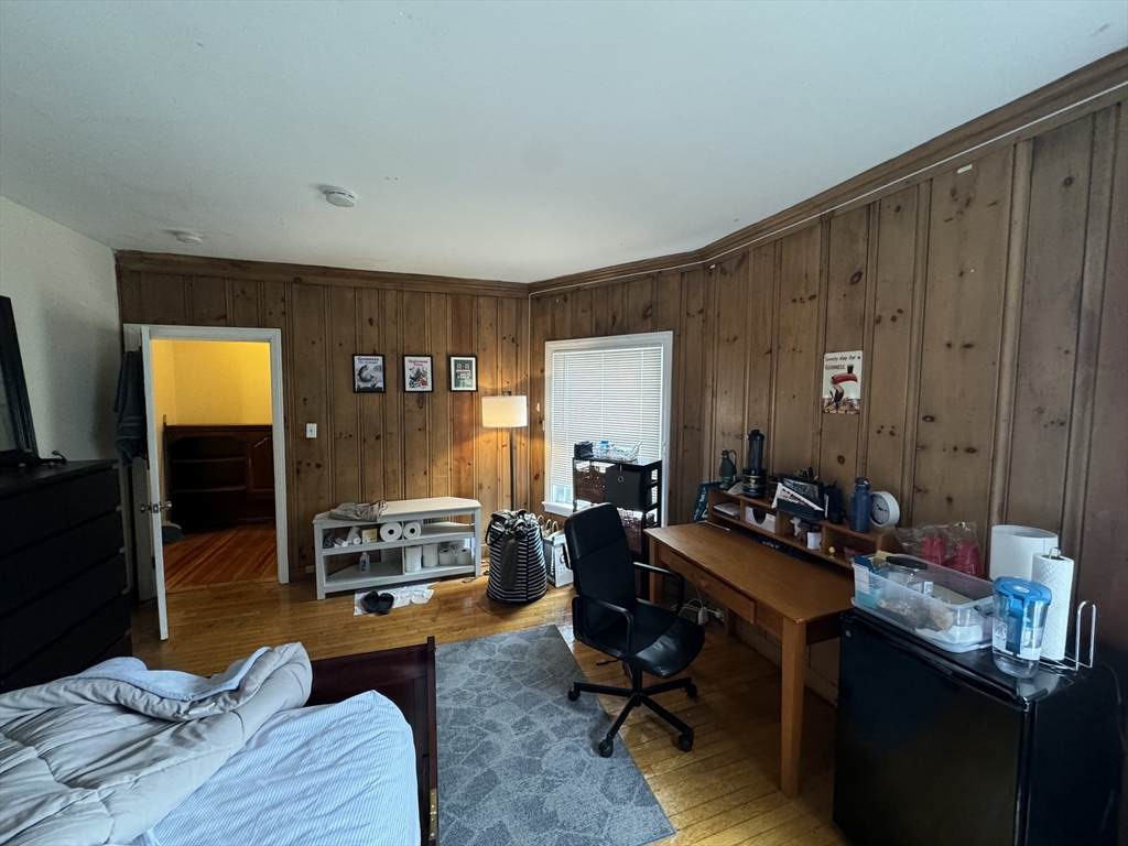 https://bt-photos.global.ssl.fastly.net/mlspin/orig_boomver_1_73391991_2.jpg
