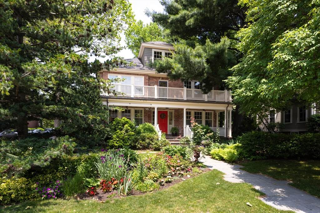 87 Greenough Street - Photo 1