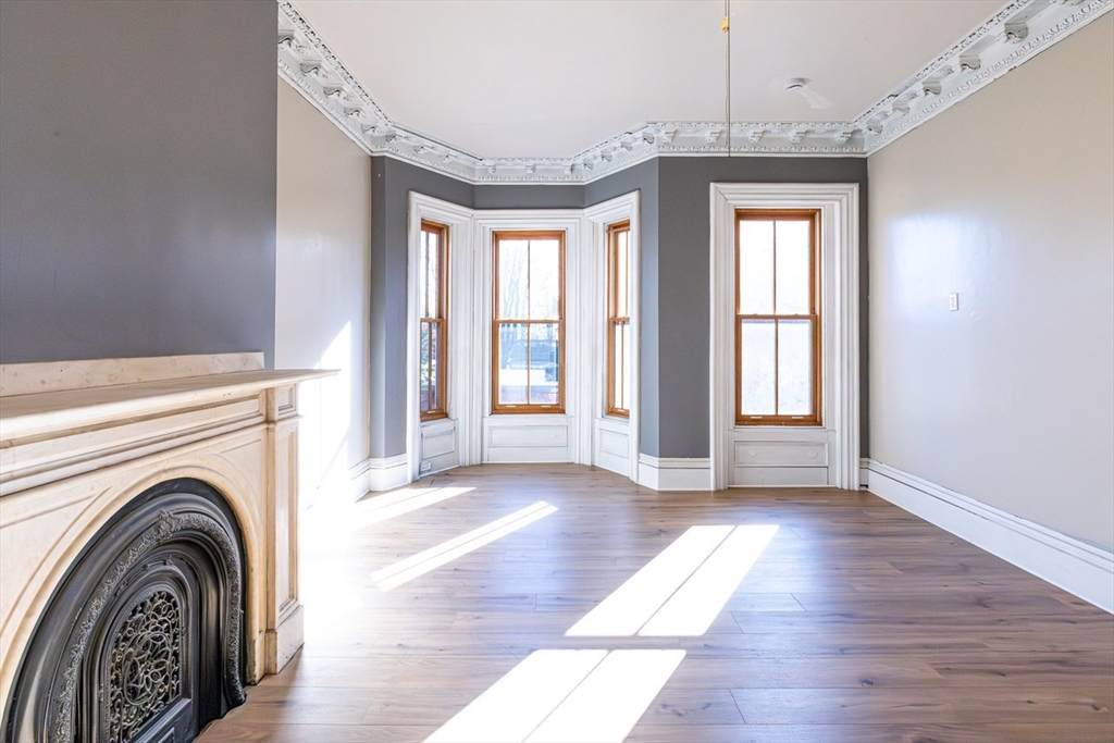 241 Northampton Street - Photo 1