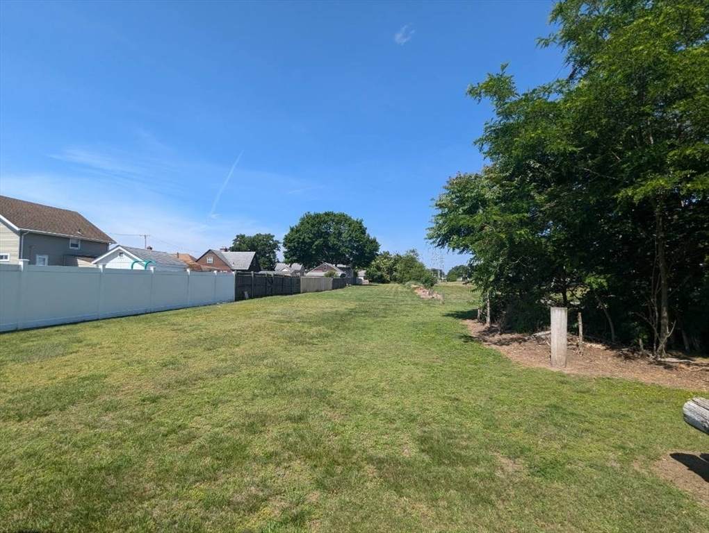 21 Pommenville St - Photo 1