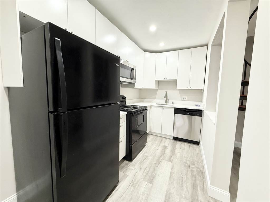 15 Ruggles St - Photo 1