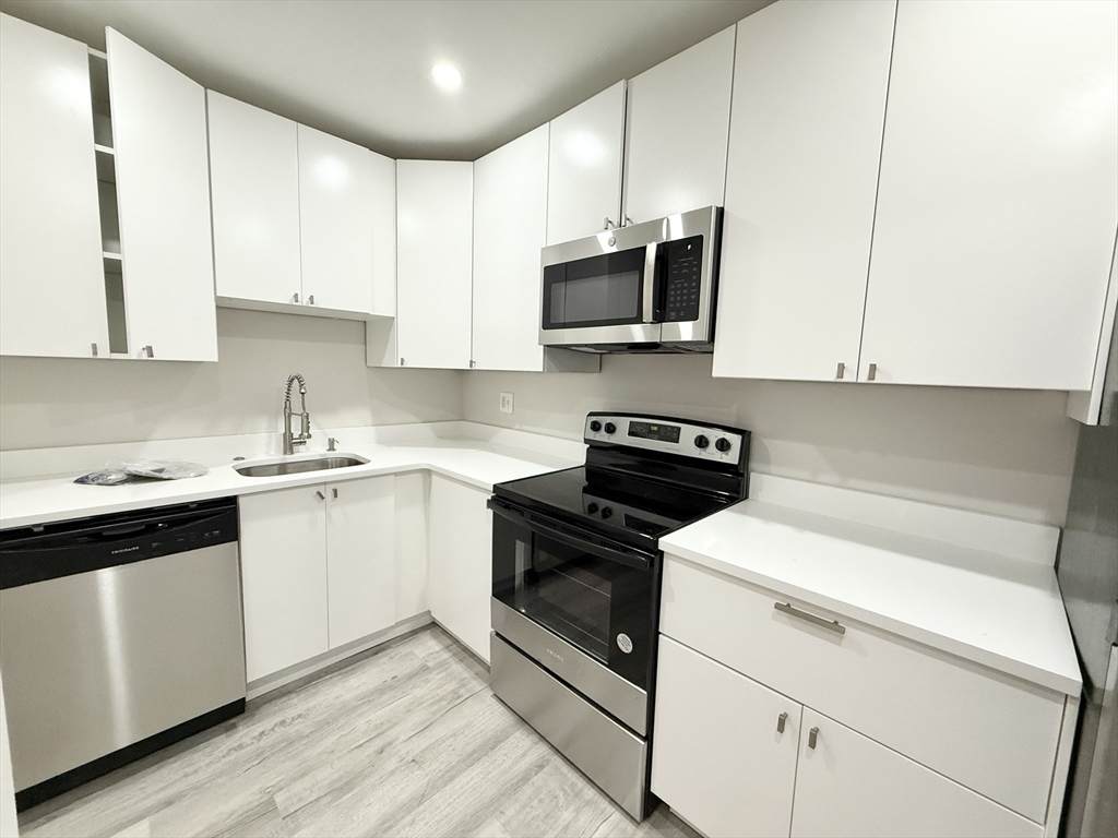15 Ruggles St - Photo 1