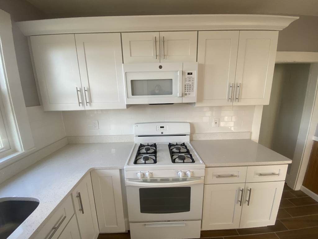 39 Waterhouse - Photo 1