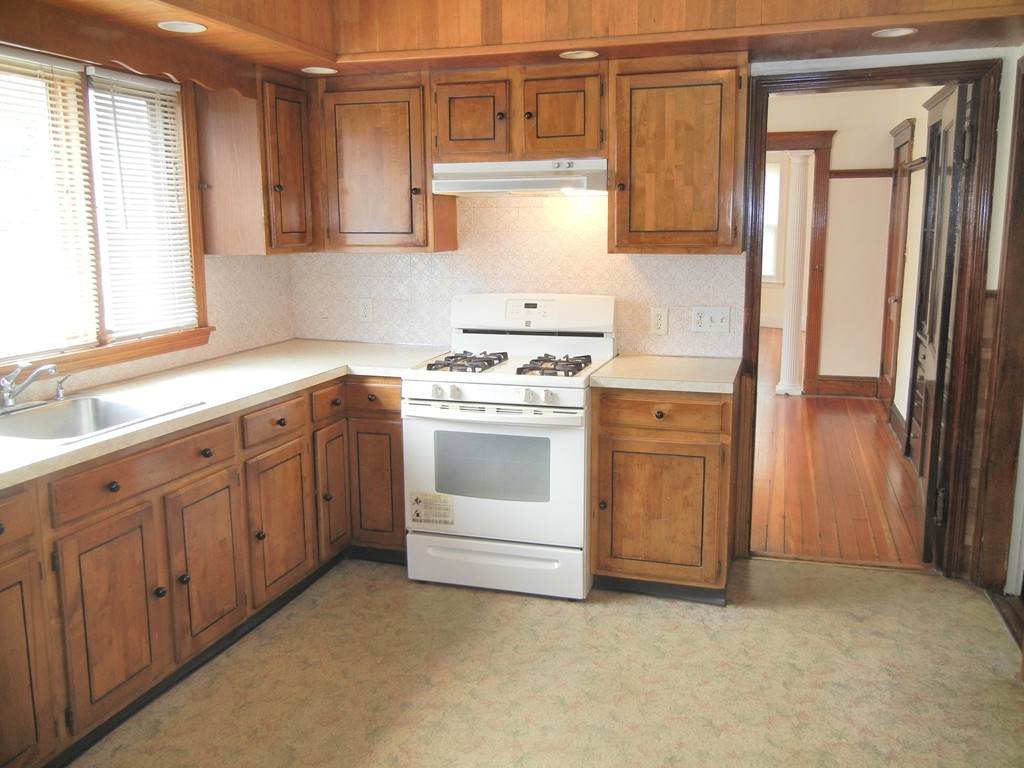 8 Pleasant Street - Photo 1
