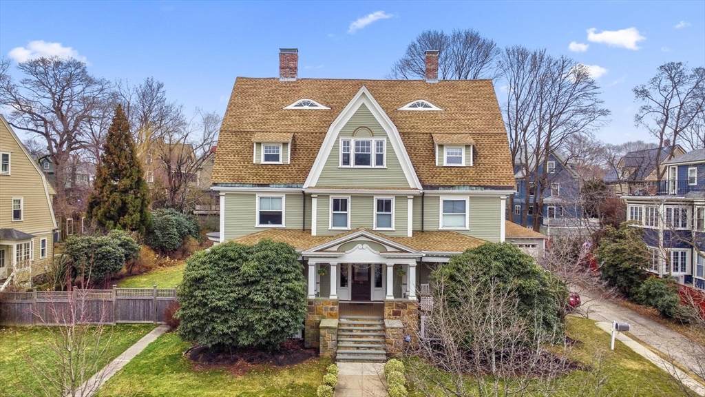 10 Upland Ave - Photo 1