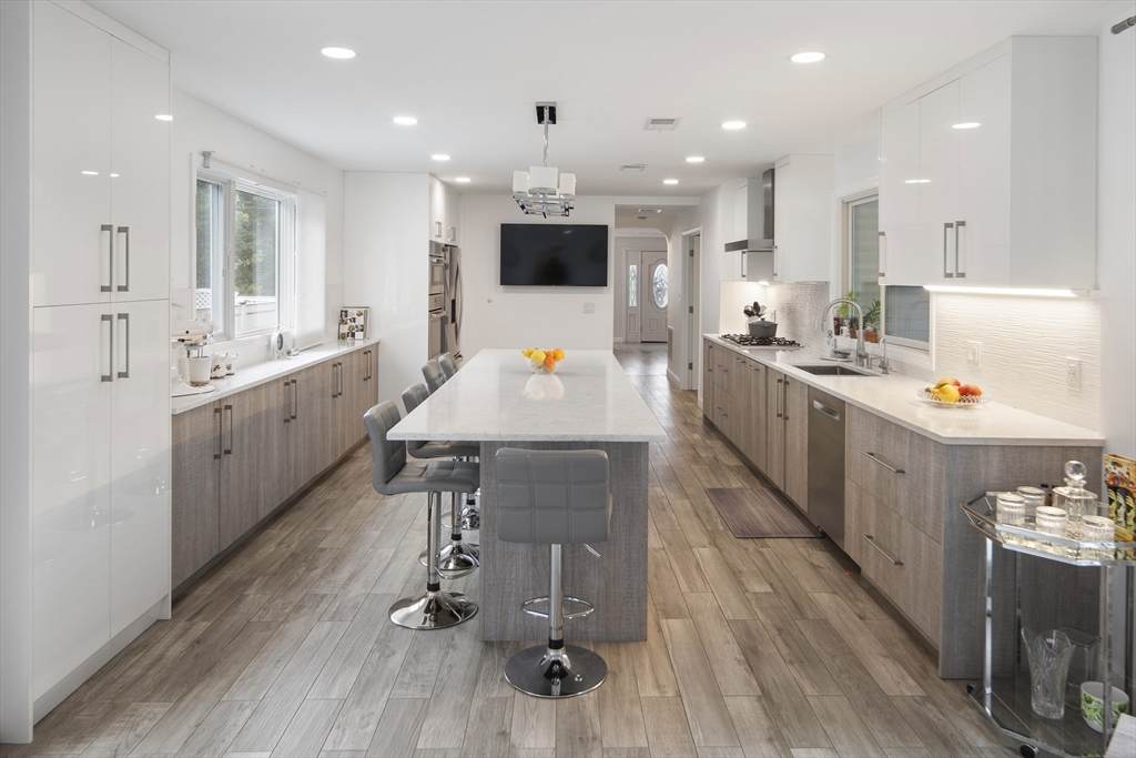 581 California St - Photo 1