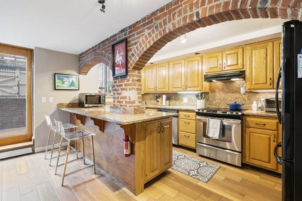 34 Union Park St. - Photo 1