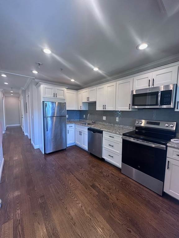 39 W Walnut Park - Photo 1