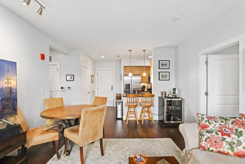 1501 Commonwealth Ave - Photo 1