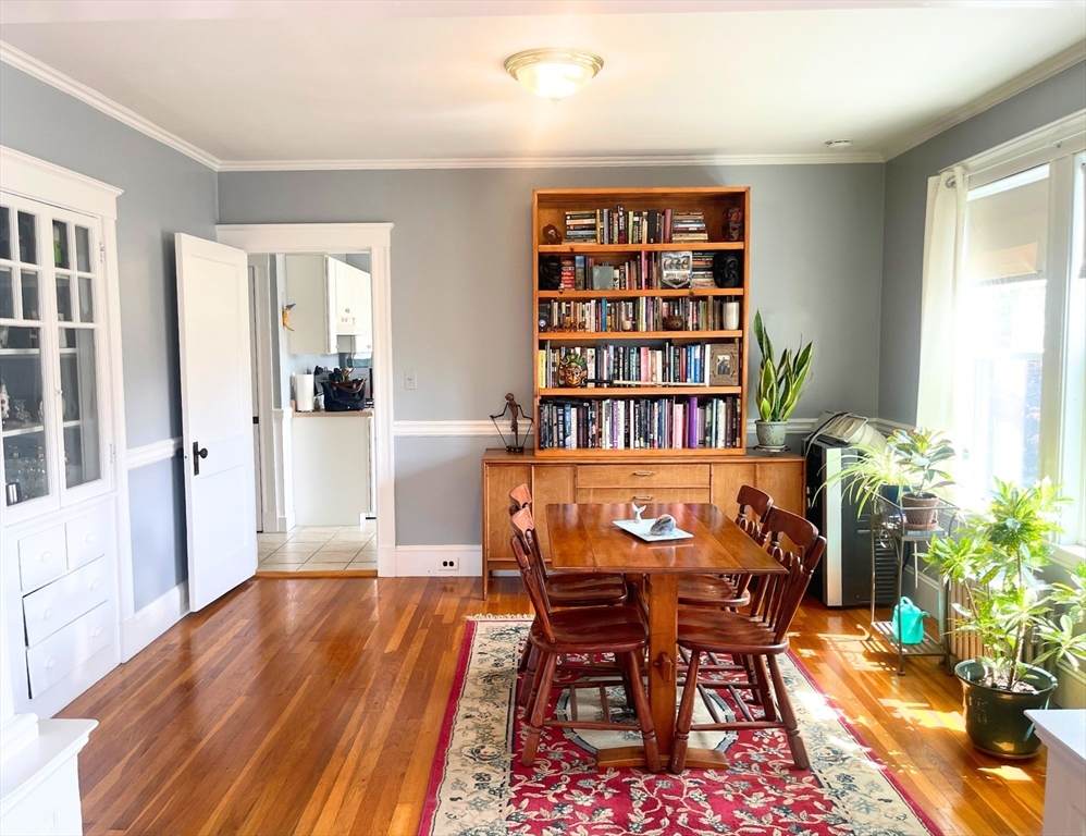 174 Ocean Ave West - Photo 1