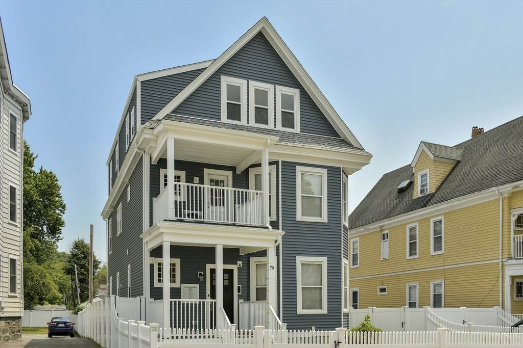 70 Topliff St - Photo 1
