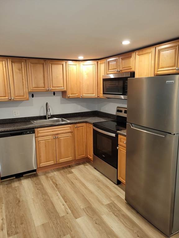144 Savannah Avenue - Photo 1
