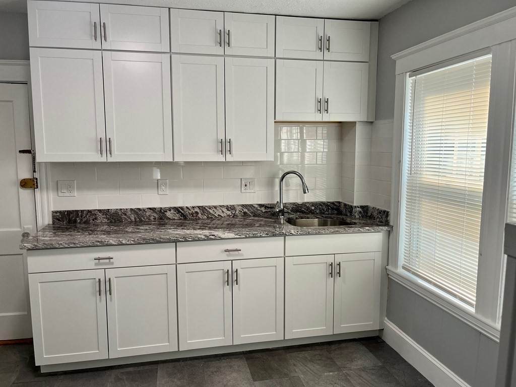 104-106 Burrill Street - Photo 1
