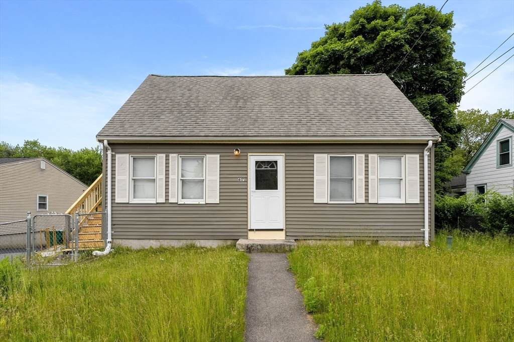 617 Washington - Photo 1