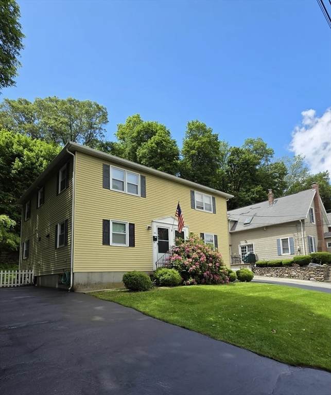 66 Locust Ave - Photo 1
