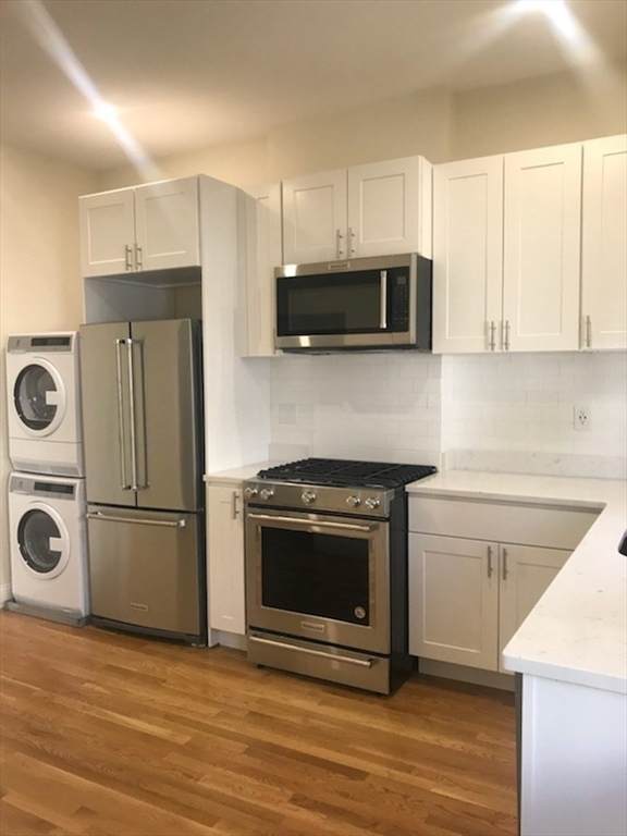 268 Gold Street - Photo 1
