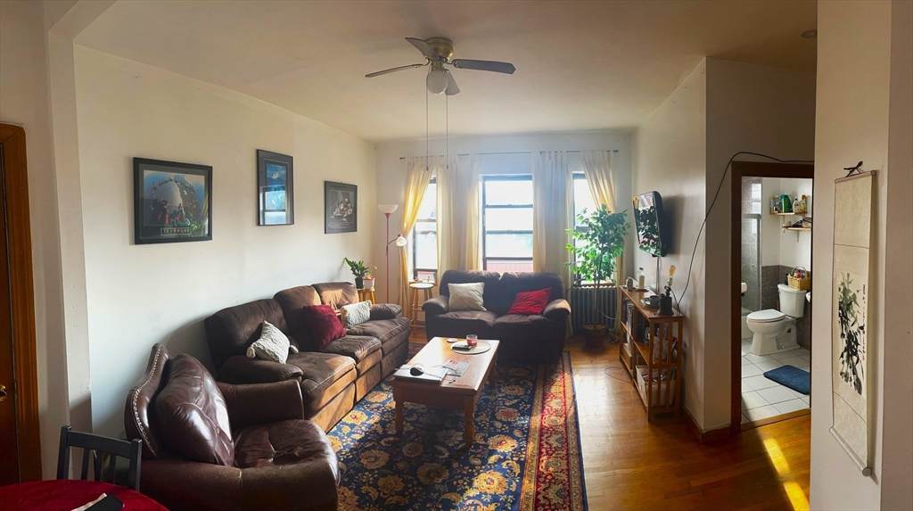 100 Linden Street - Photo 1