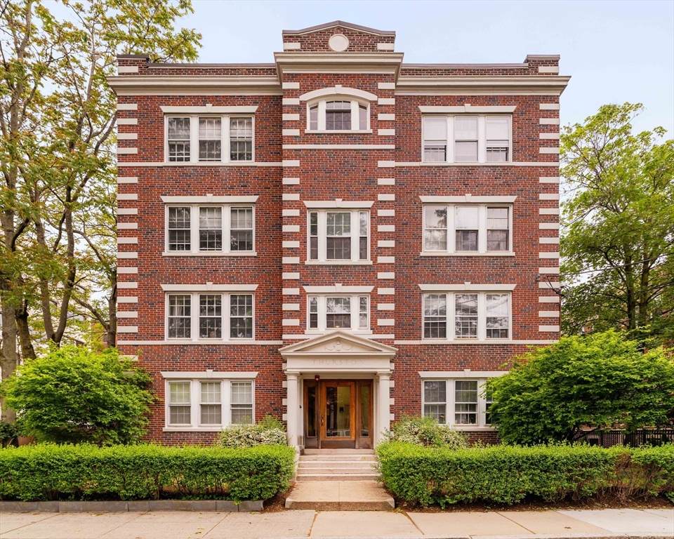 9 Ellery St - Photo 1