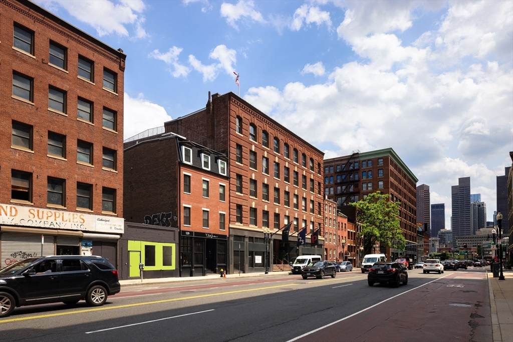 133 North Washington - Photo 1