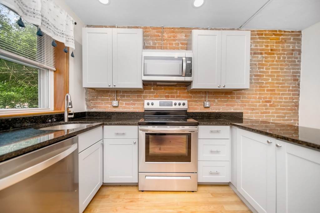 46 Medford - Photo 1