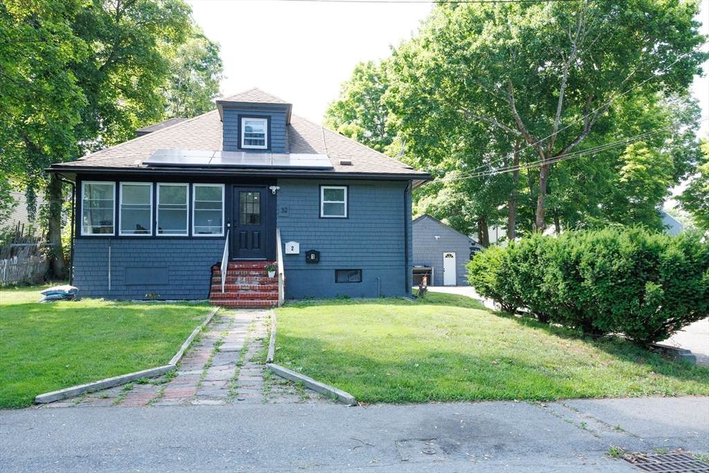 32 Howard St - Photo 1