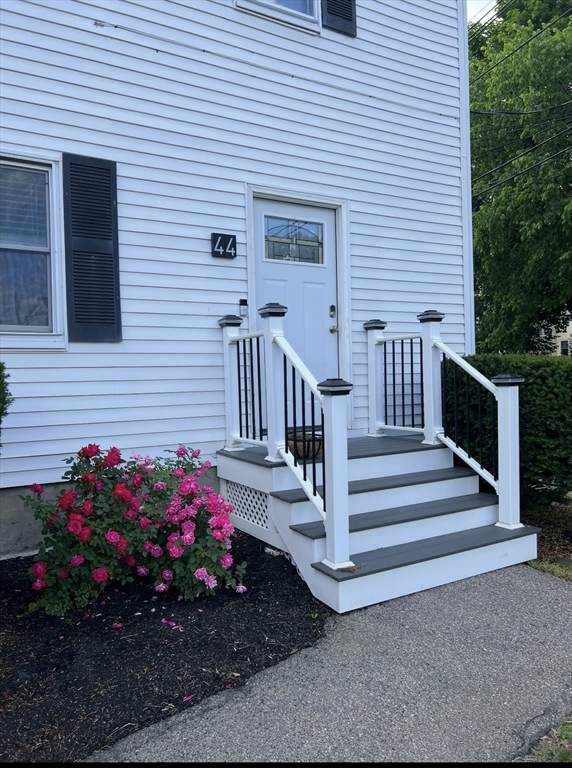 44 Prospect St - Photo 1