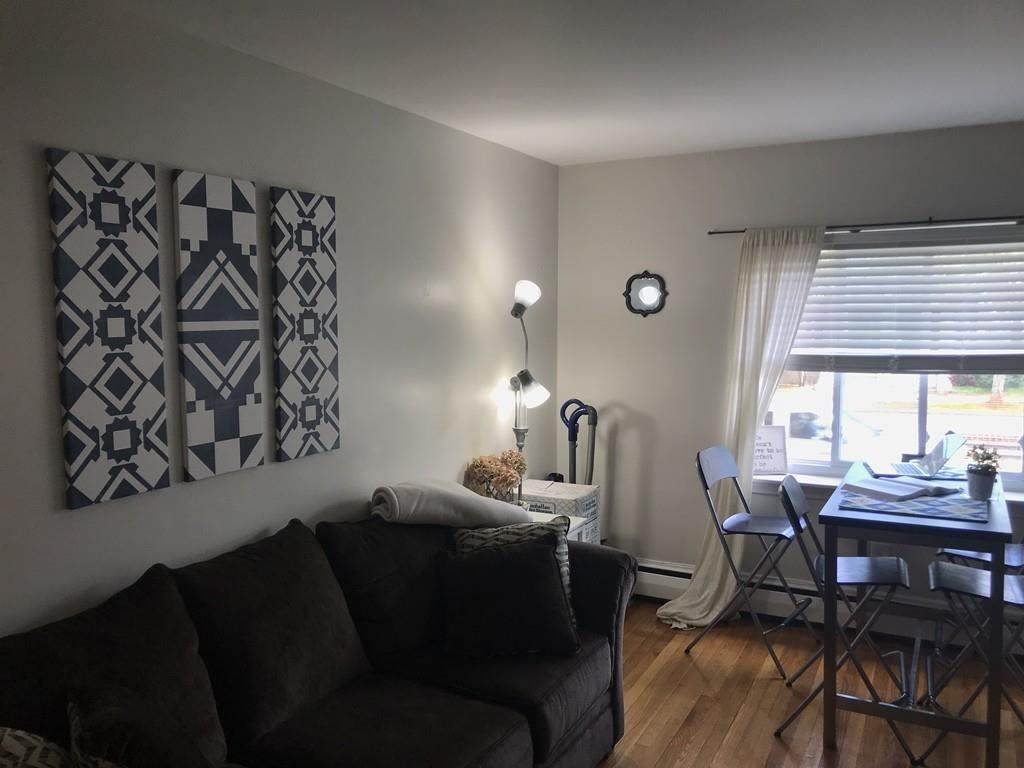 2012 Commonwealth Ave - Photo 1