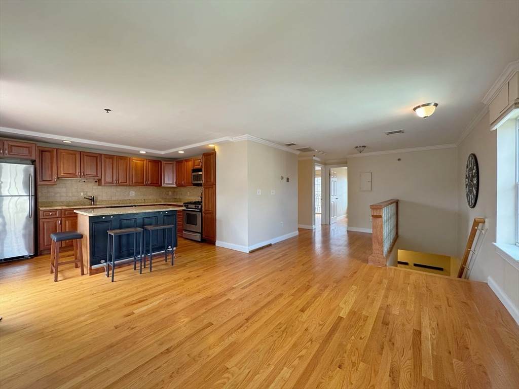 34 Mitchell - Photo 1