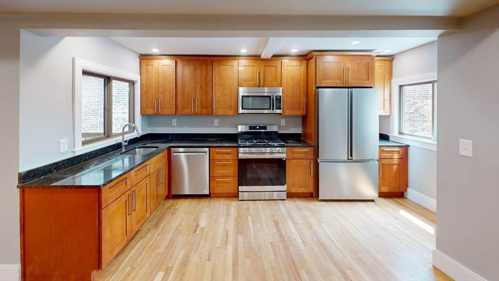 509R East 5th - Photo 1