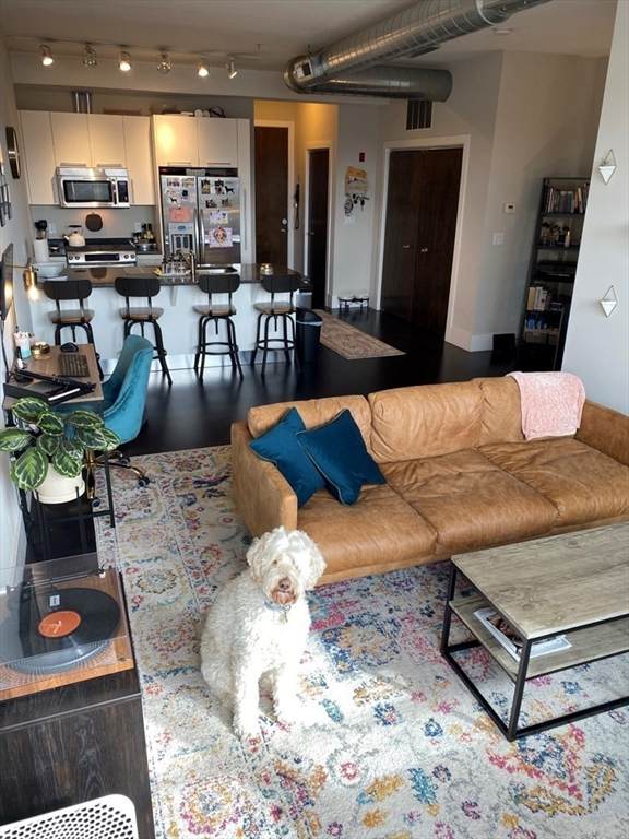 154 W 2nd St - Photo 1
