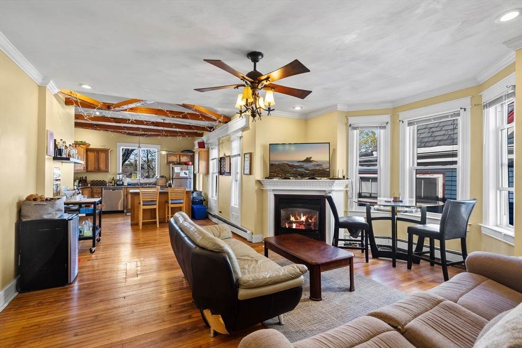 18 Gaston St - Photo 1