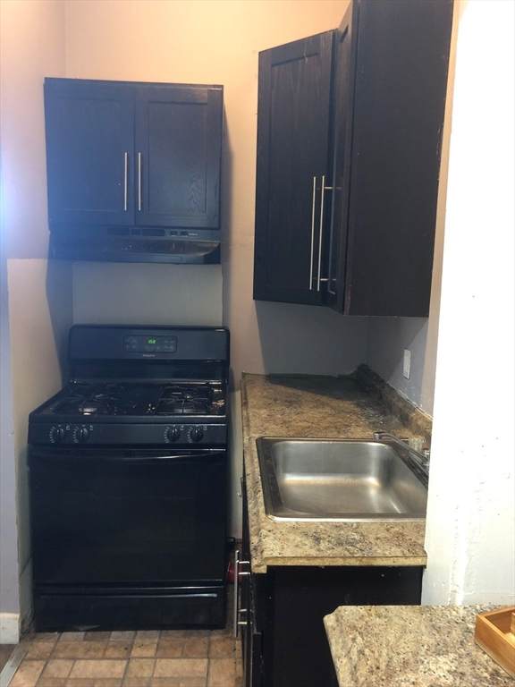 11 Akron St. - Photo 1