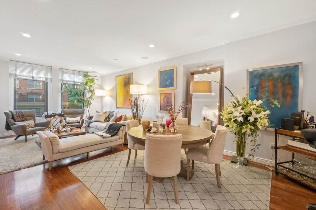 4 Charlesgate East - Photo 1
