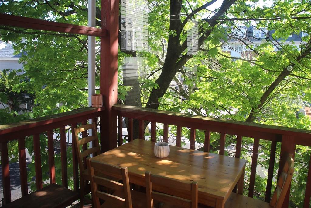 292 Summit Ave - Photo 1
