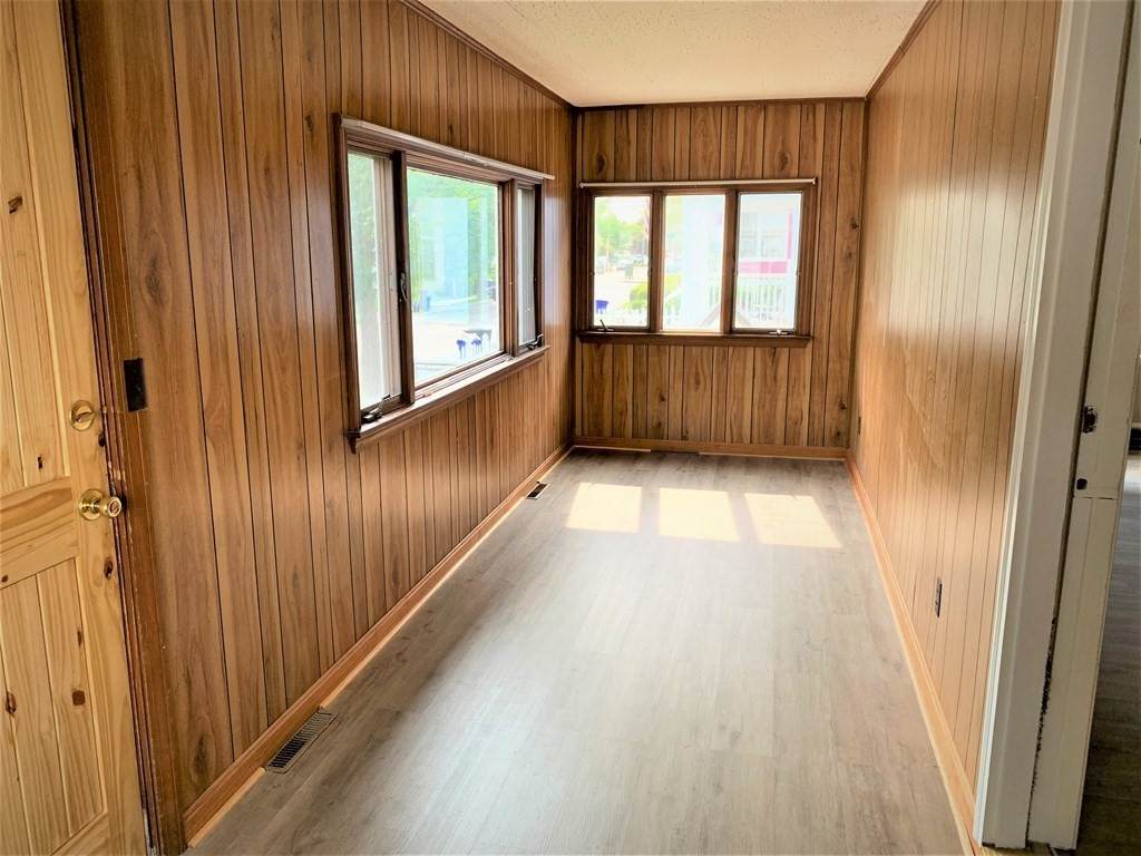 49 Thornton St - Photo 1