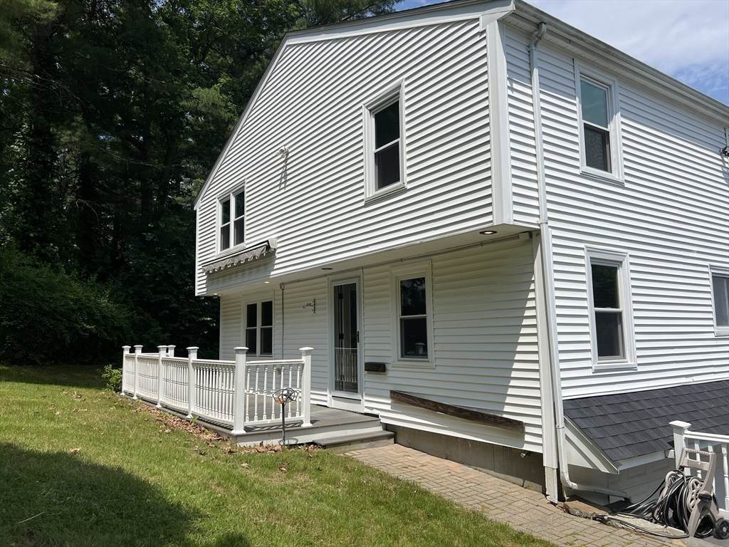 688 Torrey St. - Photo 1