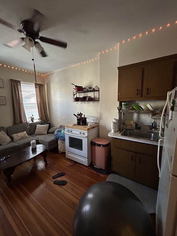 39 Cooper Street - Photo 1