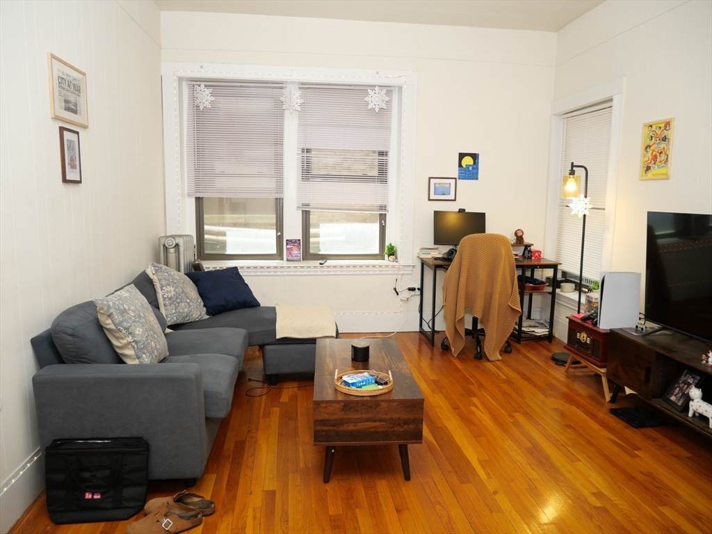 1386 Beacon - Photo 1