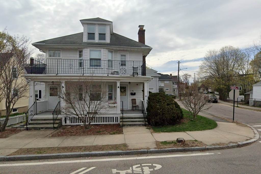 89-91 Thacher St - Photo 1