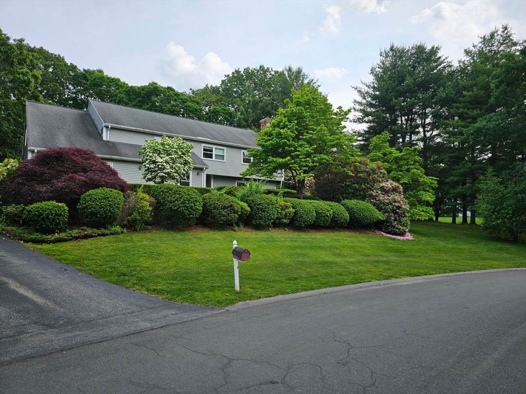 162 East Emerson Rd - Photo 1