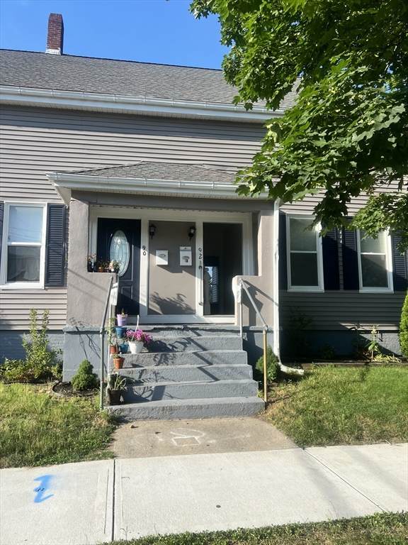 92 Lawrence St - Photo 1