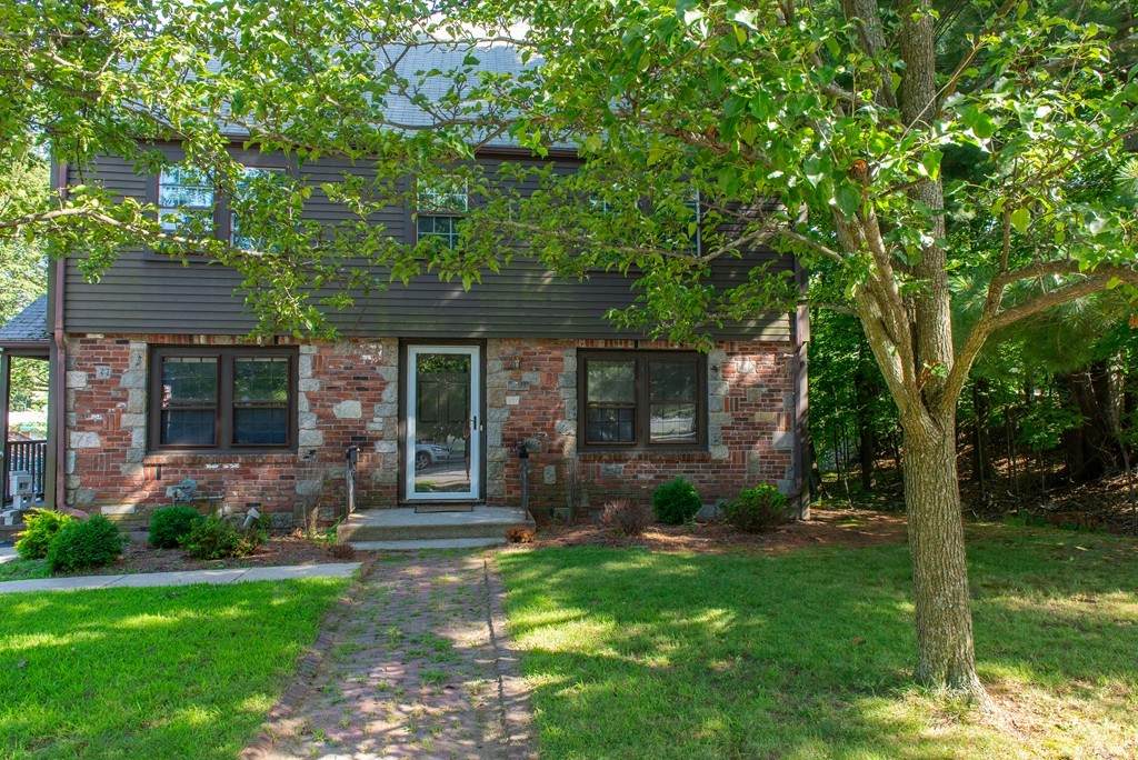 291 Linden Street - Photo 1